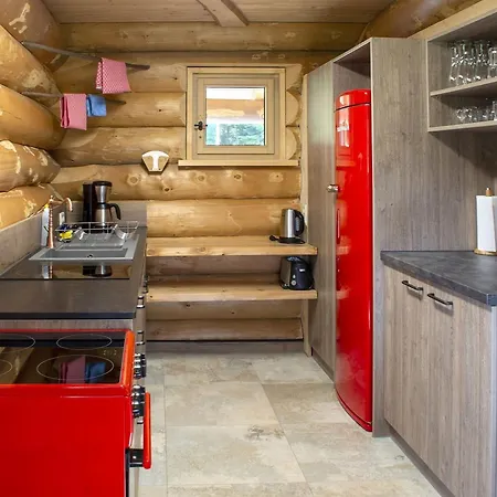 Blockhaus Almhuette Wiesenglueck Glatten